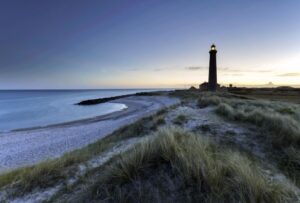 Dänemark, Skagen, Leuchtturm am Strand